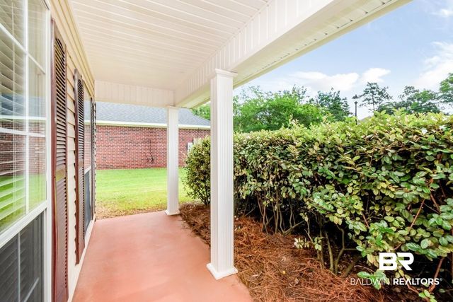 2136 Spring Grove Court, Mobile, AL 36695