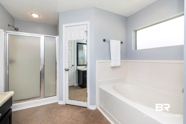 2136 Spring Grove Court, Mobile, AL 36695
