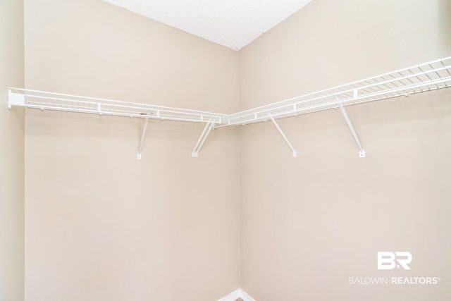 2136 Spring Grove Court, Mobile, AL 36695