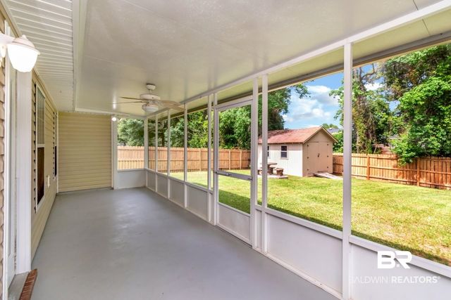2136 Spring Grove Court, Mobile, AL 36695