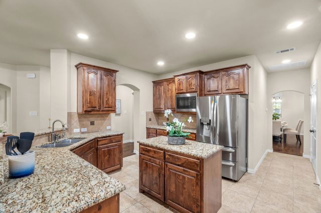 2800 Cole Castle Drive, Lewisville, TX 75056