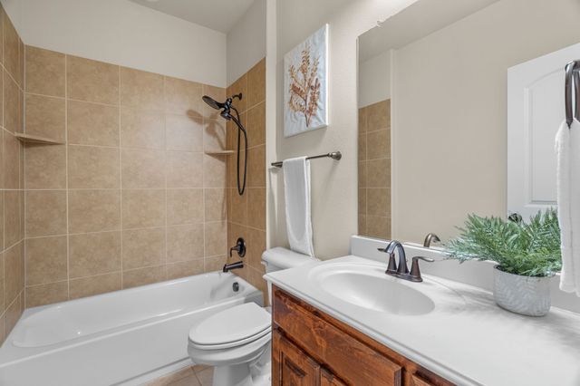 2800 Cole Castle Drive, Lewisville, TX 75056