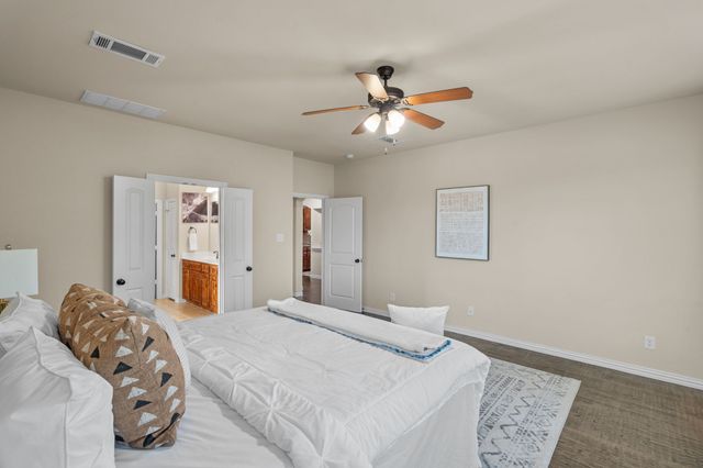 2800 Cole Castle Drive, Lewisville, TX 75056