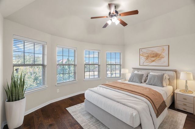 2800 Cole Castle Drive, Lewisville, TX 75056