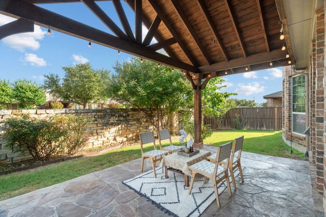 2800 Cole Castle Drive, Lewisville, TX 75056