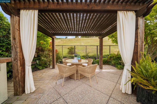 822 Pradera Way, San Ramon, CA 94583