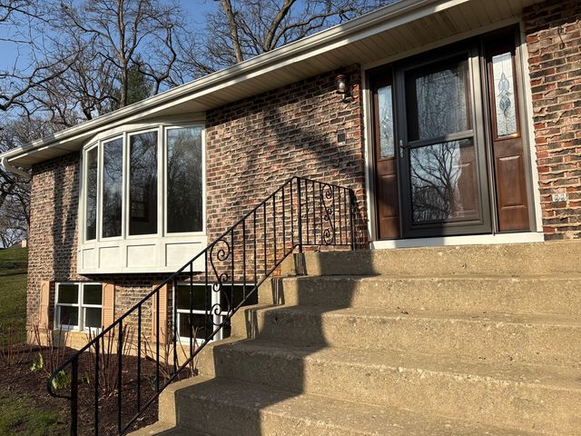 1209 Appaloosa Trail, Mchenry, IL 60051