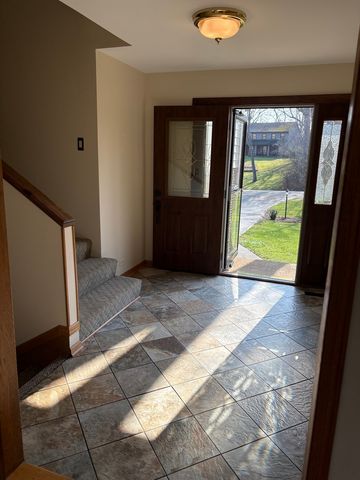 1209 Appaloosa Trail, Mchenry, IL 60051