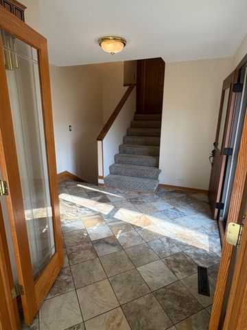 1209 Appaloosa Trail, Mchenry, IL 60051