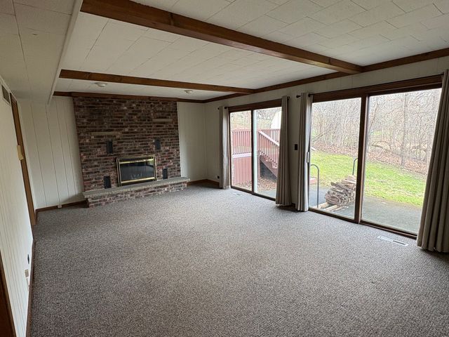 1209 Appaloosa Trail, Mchenry, IL 60051