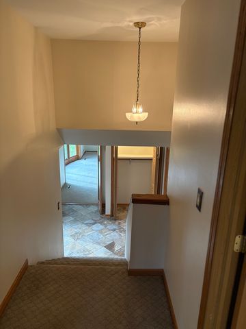 1209 Appaloosa Trail, Mchenry, IL 60051