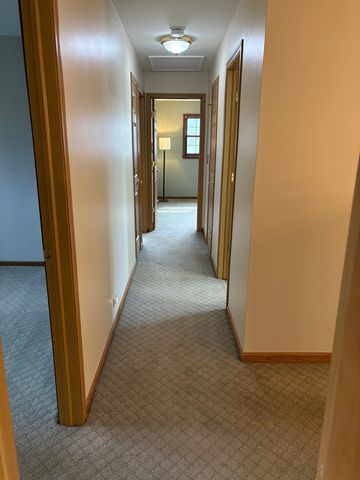 1209 Appaloosa Trail, Mchenry, IL 60051