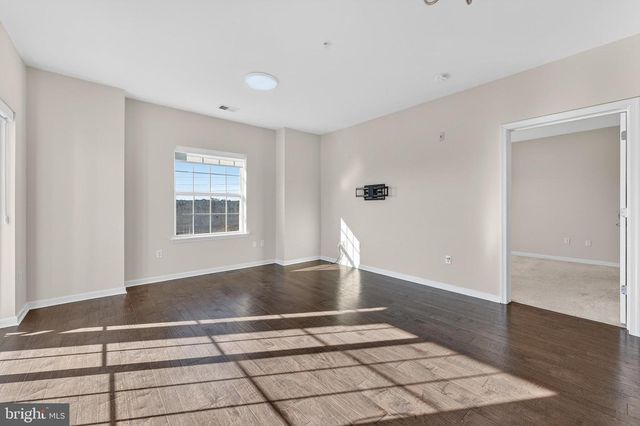 938 CAMPBELL ST, South Plainfield, NJ 07080