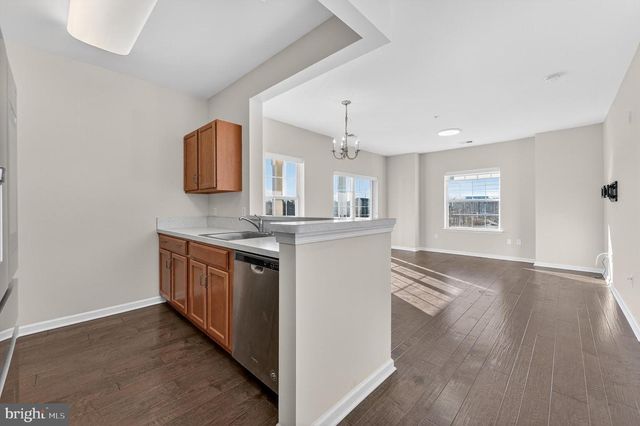 938 CAMPBELL ST, South Plainfield, NJ 07080