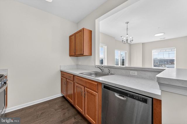 938 CAMPBELL ST, South Plainfield, NJ 07080