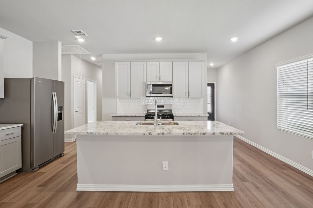 3512 Bridgeport Drive, Farmersville, TX 75442