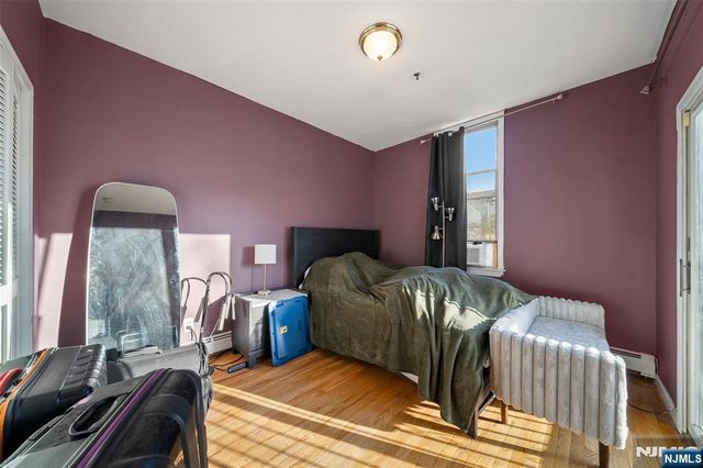 37 47th Street, Weehawken, NJ 07086