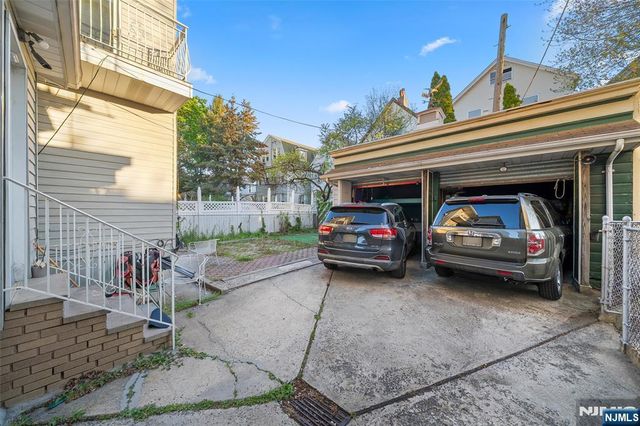37 47th Street, Weehawken, NJ 07086