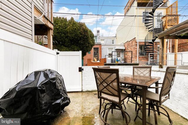 1436 REYNOLDS ST, Baltimore, MD 21230