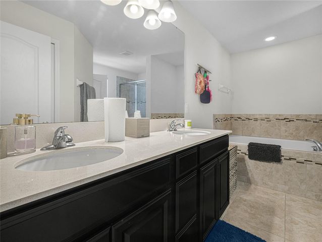 184 WHIRLAWAY DRIVE, Davenport, FL 33837