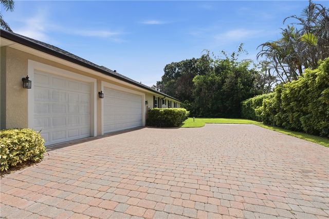 1500 51st Court, Vero Beach, FL 32966
