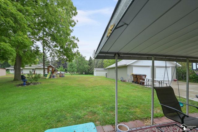 437 MONROE Street, Carleton, MI 48117