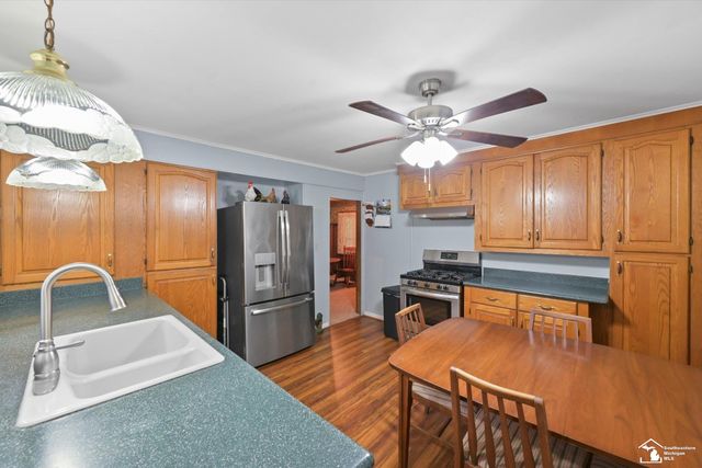 437 MONROE Street, Carleton, MI 48117