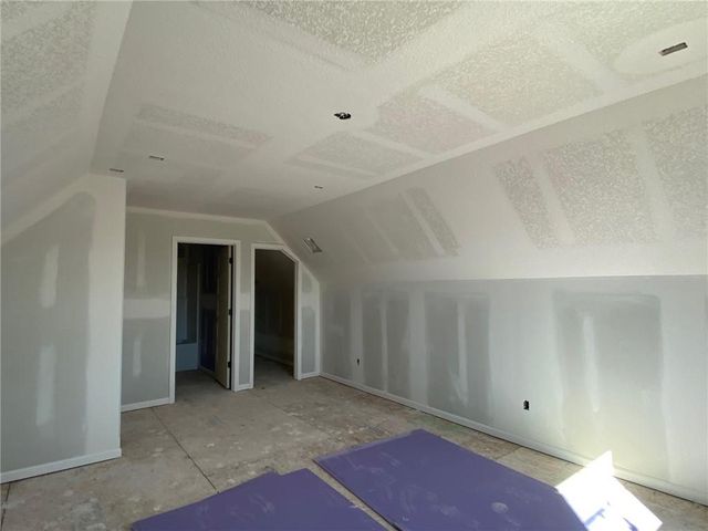 18994 W 193rd Terrace, Spring Hill, KS 66083