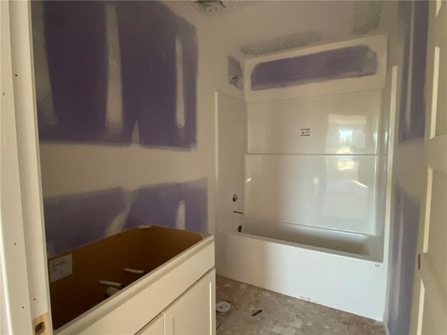 18994 W 193rd Terrace, Spring Hill, KS 66083