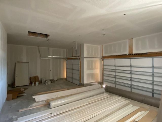 18994 W 193rd Terrace, Spring Hill, KS 66083