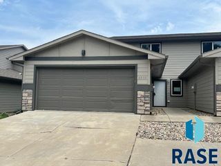 6516 W 6th Pl, Sioux Falls, SD 57107