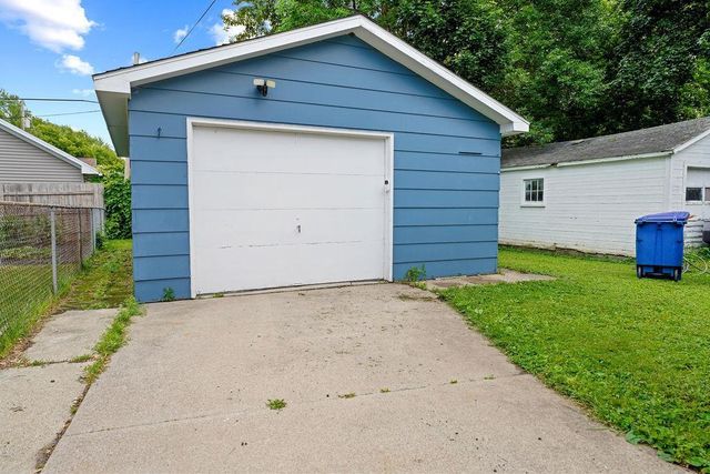644 JEFFERSON STREET, Oshkosh, WI 54901
