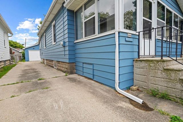 644 JEFFERSON STREET, Oshkosh, WI 54901