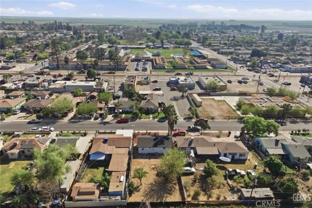 10720 Santa Ana Street, Lamont, CA 93241