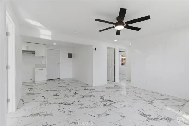 10720 Santa Ana Street, Lamont, CA 93241