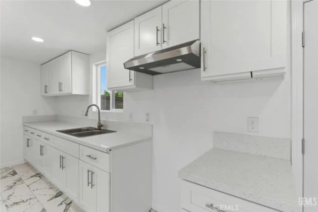 10720 Santa Ana Street, Lamont, CA 93241