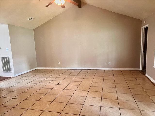 639 N Starboard Street, Crosby, TX 77532