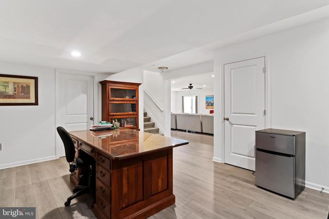20 BARNHART CIR, Mechanicsburg, PA 17050