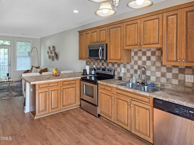 18 Rhododendron Drive, Greensboro, NC 27455