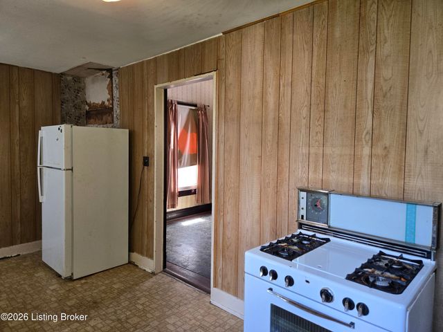 1131 Rammers Ave, Louisville, KY 40204