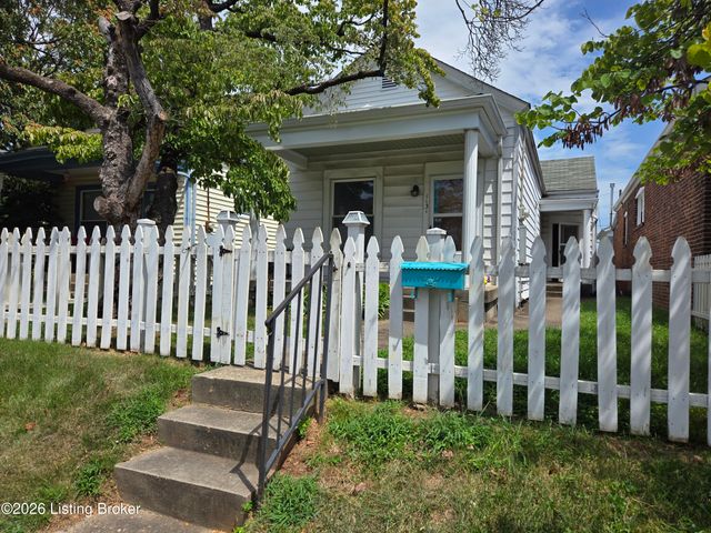 1131 Rammers Ave, Louisville, KY 40204