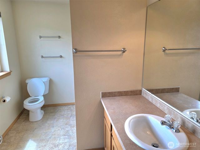 15738 104th Avenue SE, Yelm, WA 98597