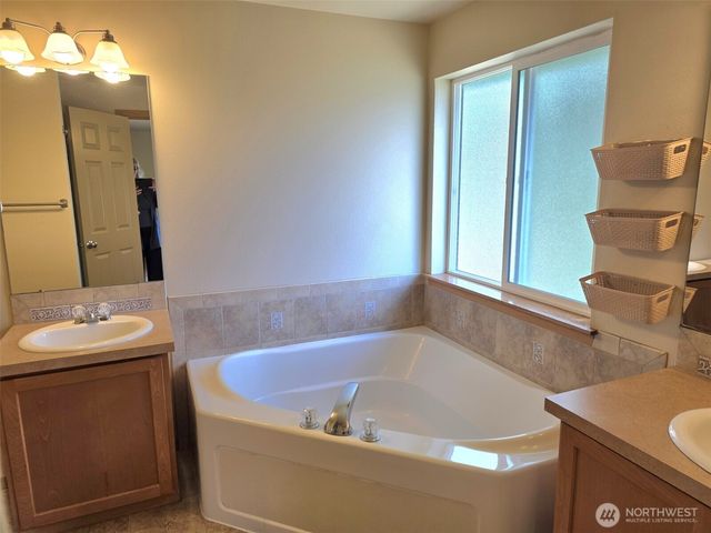 15738 104th Avenue SE, Yelm, WA 98597