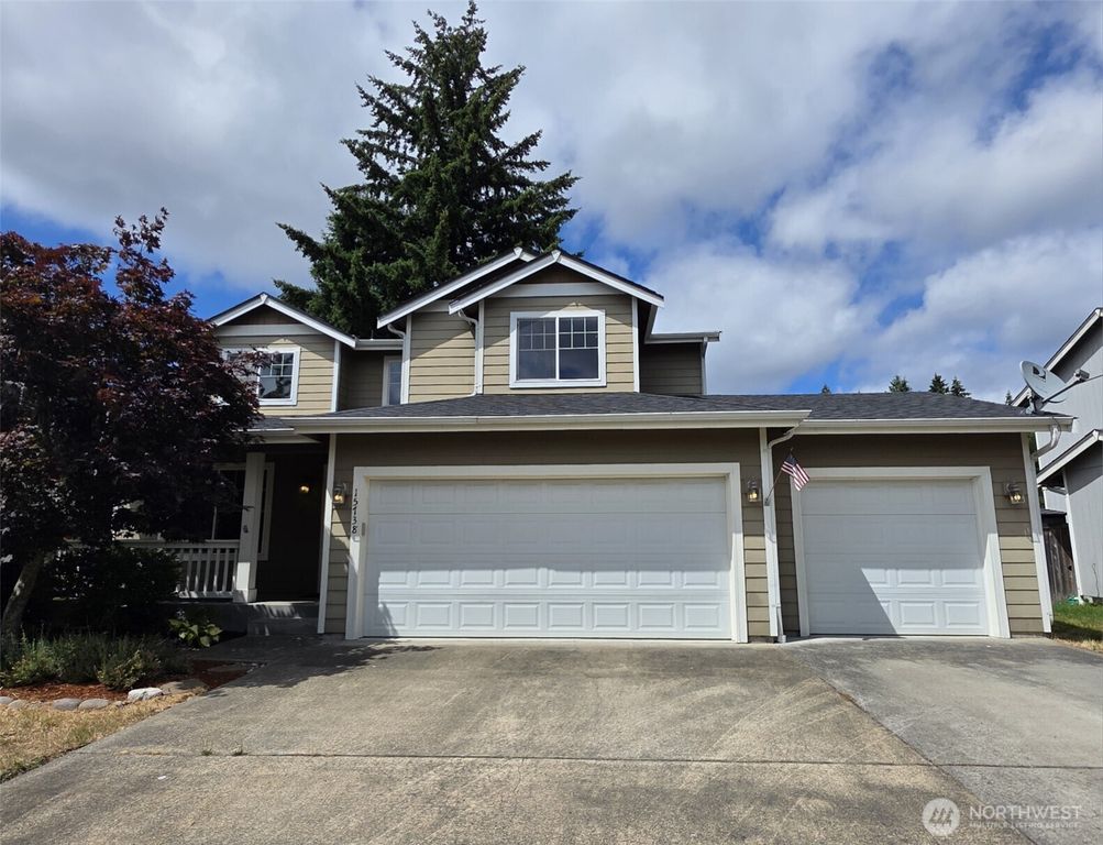 15738 104th Avenue SE, Yelm, WA 98597