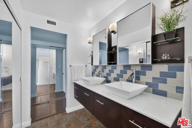 2018 Griffith Park Boulevard 219, Los Angeles, CA 90039