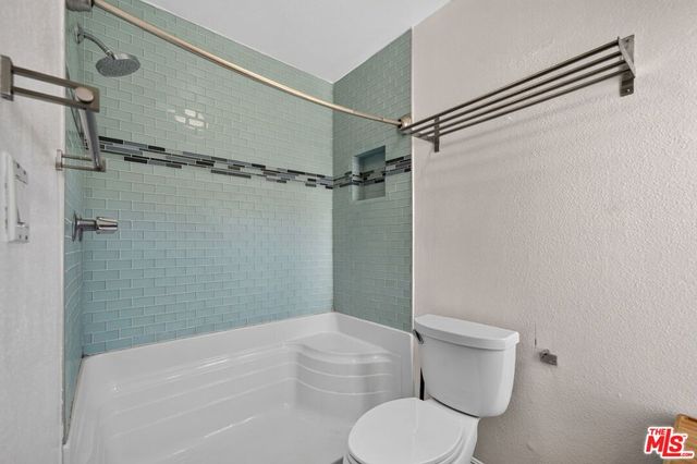 2018 Griffith Park Boulevard 219, Los Angeles, CA 90039