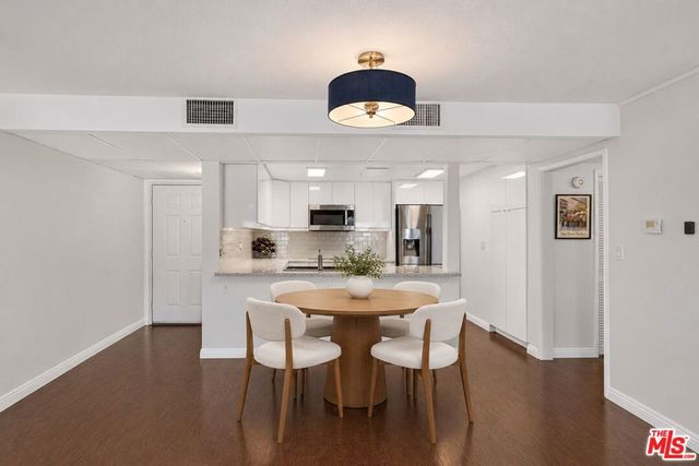 2018 Griffith Park Boulevard 219, Los Angeles, CA 90039