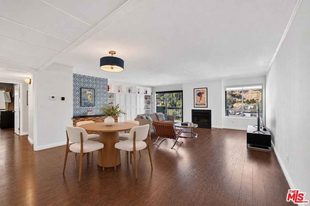 2018 Griffith Park Boulevard 219, Los Angeles, CA 90039 — exterior