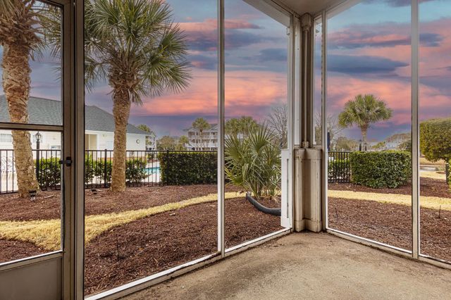 5751 Oyster Catcher Dr Unit 814, North Myrtle Beach, SC 29582