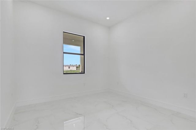 2685 38th AVE SE, Naples, FL 34117